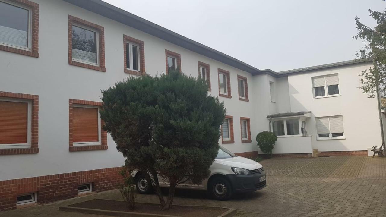 Abc-Monteurzimmer Magdeburg Exterior photo